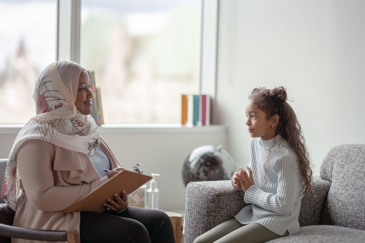 Tepat dengan Hari Anak Internasional yuk ketahui cara menjaga kesehatan mental anak yang bisa dilakukan oleh orang tua