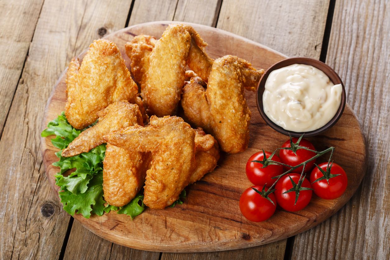 Kurang lengkap rasanya nonton drama Korea tanpa camilan ya, Kawan Puan. Yuk, simak tips memasak cepat chicken wings berikut.