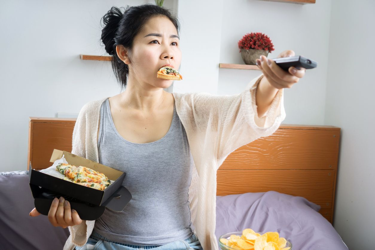 Berikut ini berbagai komplikasi dari binge eating disorder yang tidak segera ditangani bisa obesitas hingga depresi