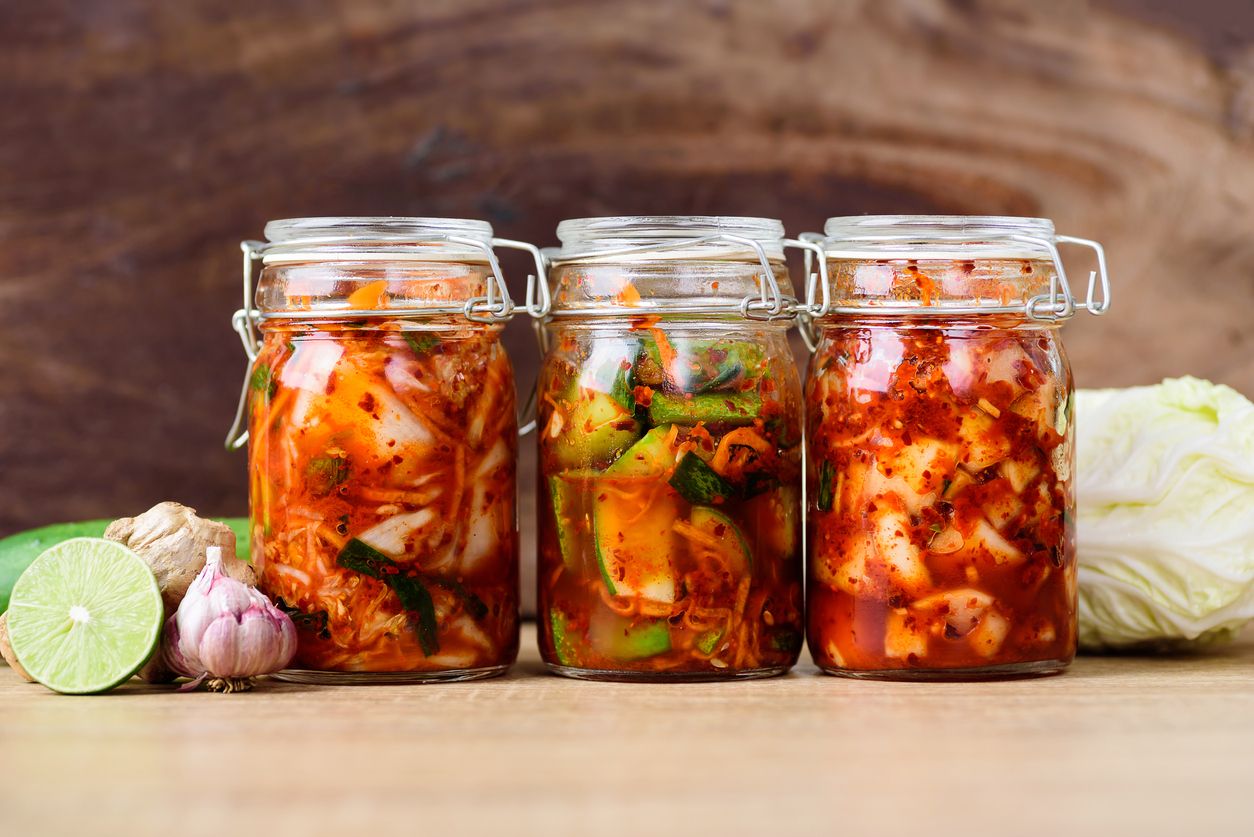 Berikut ini manfaat kimchi yang dapat menjaga kesehatan reproduksi perempuan, yuk cari tahu penjelasannya
