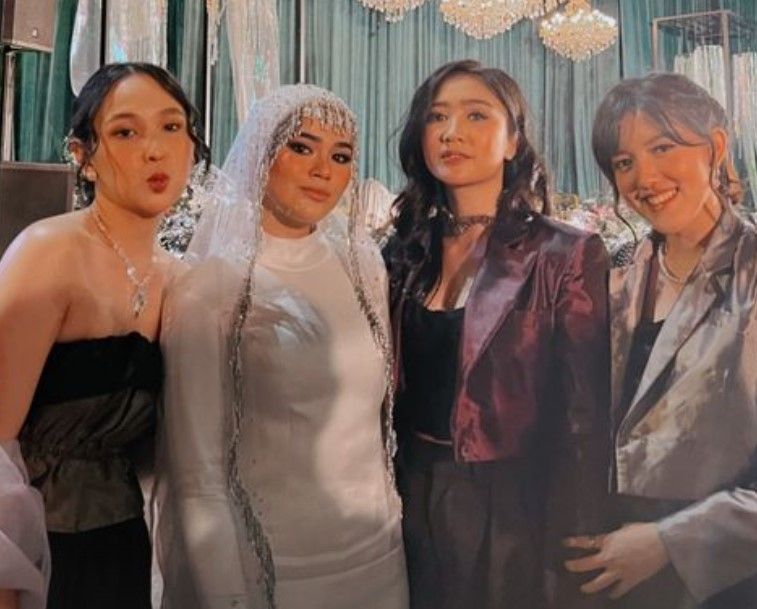 Sivia Azizah menikah, Febby Rastanty tulis pesan haru untuk sahabatnya dan kilas balik masa lalu percintaan yang kelam.