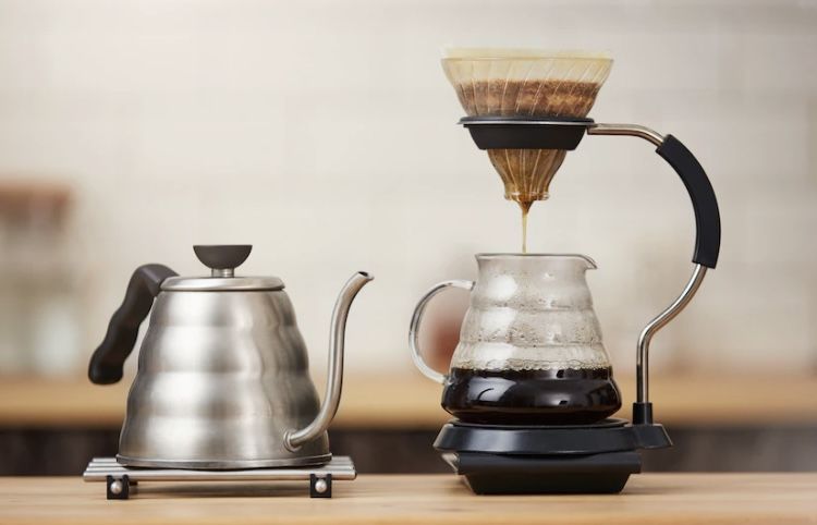 Kawan Puan pecinta kopi tentu tidak asing dengan filter kopi.
Ternyata, filter kopi bisa dimanfaatkan untuk keperluan rumah tangga lho!