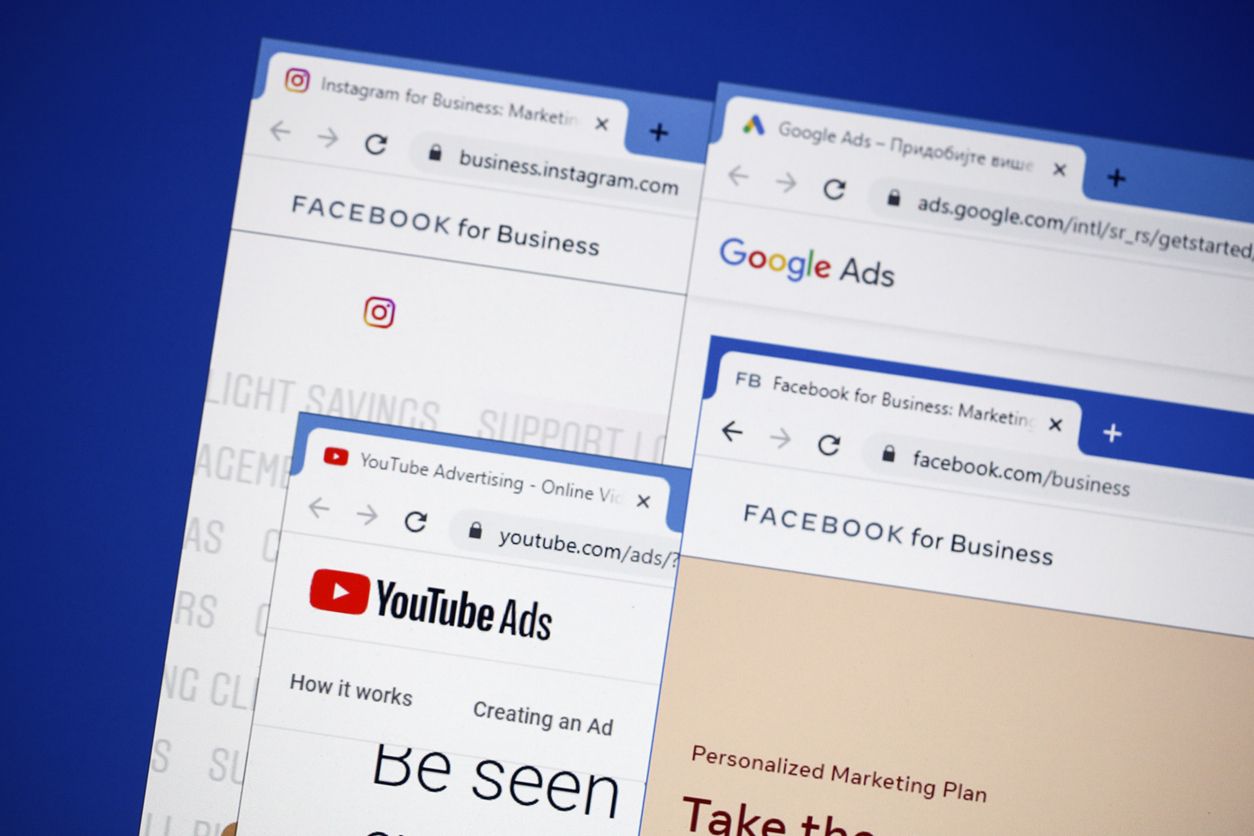 Tak hanya berfungsi sebagai media untuk promosi, ternyata ini berbagai manfaat iklan untuk bisnis. Apa saja?