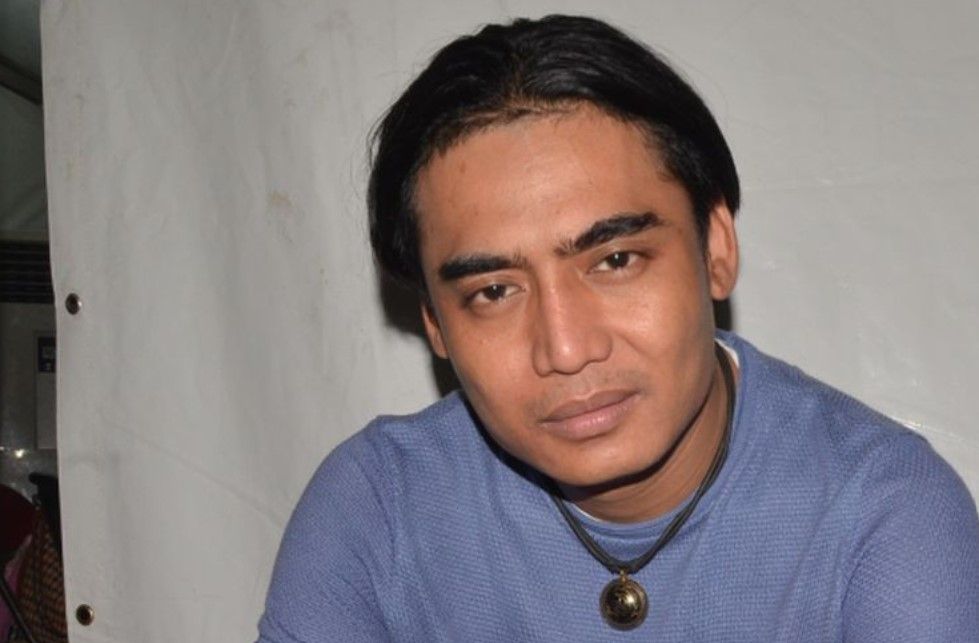 Musisi Charly Van Houten alami kecelakaan mobil di Tol Cipularang. Berikut kondisi terakhir yang diungkap sang istri. 