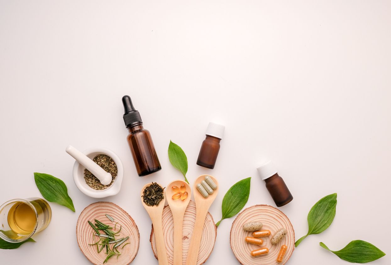 Ternyata tidak semua essential oil boleh dicampur sembarangan loh, Kawan Puan. Campuran berikut ini justru bisa buat kulit sensitif hingga kering.