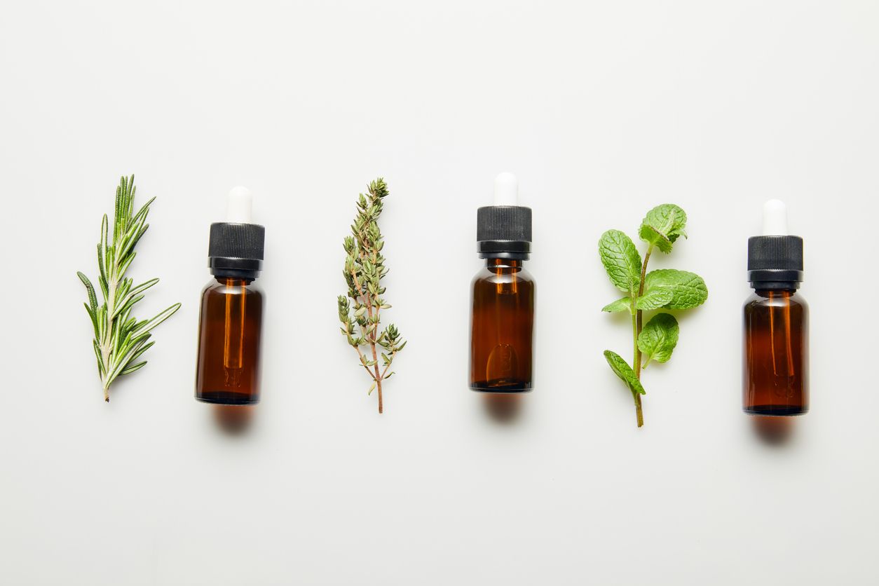 Mulai dari essential oil yang tak boleh dicampur hingga gaya Jeje yang sedang viral di TikTok. Ini berita terpopuler fashion dan beauty.