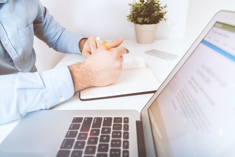 Berita terpopuler Lady Boss tentang jadwal job fair di Jakarta 2023, jenis wawancara lowongan kerja dan pertanyaannya, hingga asuransi gempa bumi.