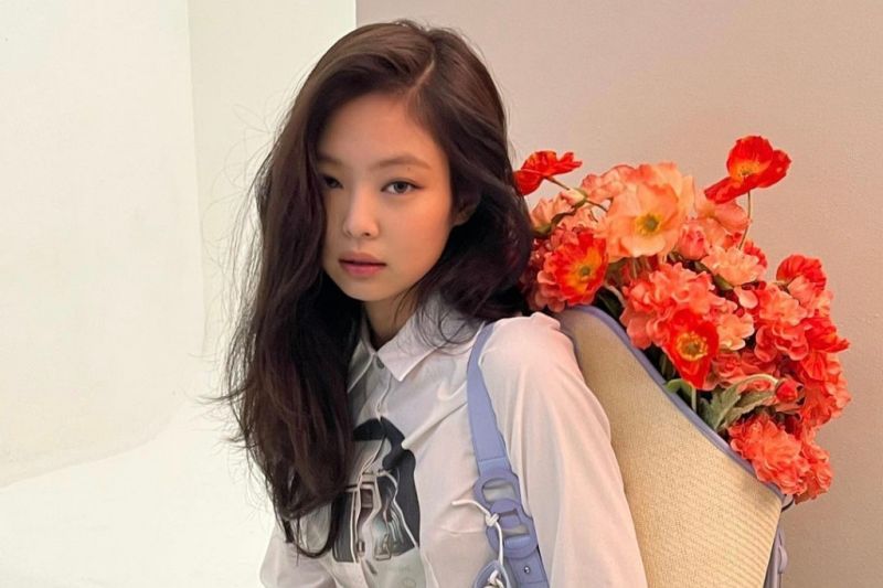 Jennie BLACKPINK muncul dalam video teaser serial HBO terbaru berjudul The Idol yang dibintangi Lilly-Rose Deep dan The Weeknd.