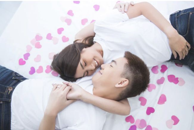 Beberapa pengaruh kelahiran bayi terhadap kehidupan dan hubungan suami istri. Salah satunya waktu bersama pasangan berkurang!