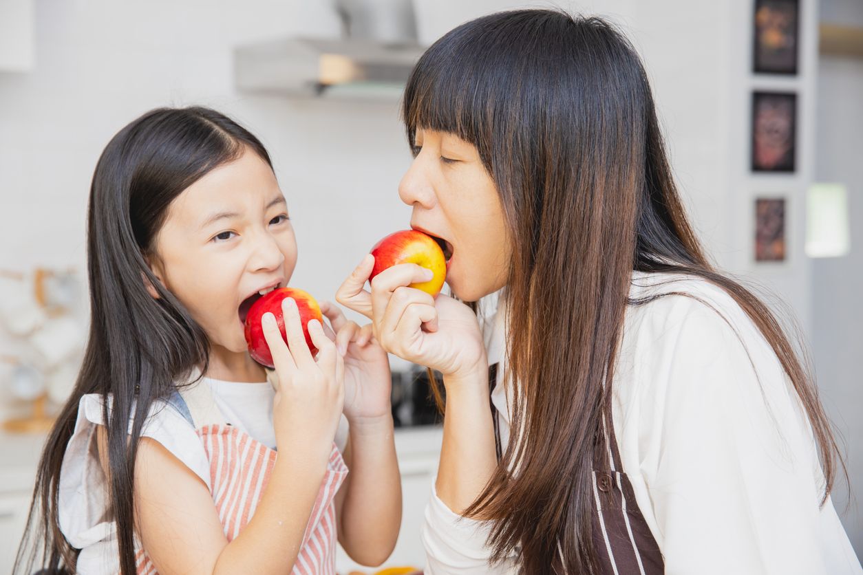 Kesehatan saluran cerna yang optimal berperan dalam sistem kekebalan tubuh hingga perkembangan fungsi otak anak. Yuk, simak selengkapnya!