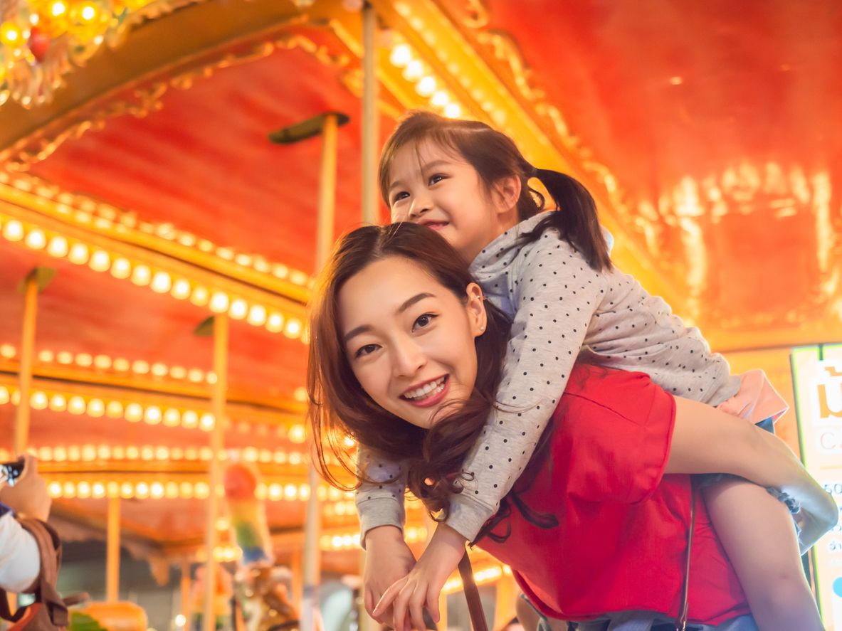 Sebagai orang tua, kedekatan dengan si kecil tentu menjadi salah satu prioritas dalam mengasuh anak. Yuk, simak selengkapnya!