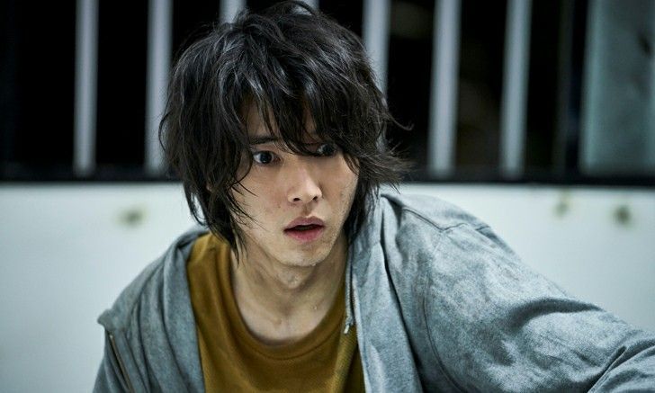 5 Fakta Kento Yamazaki Artis Jepang yang Viral di Twitter Usai