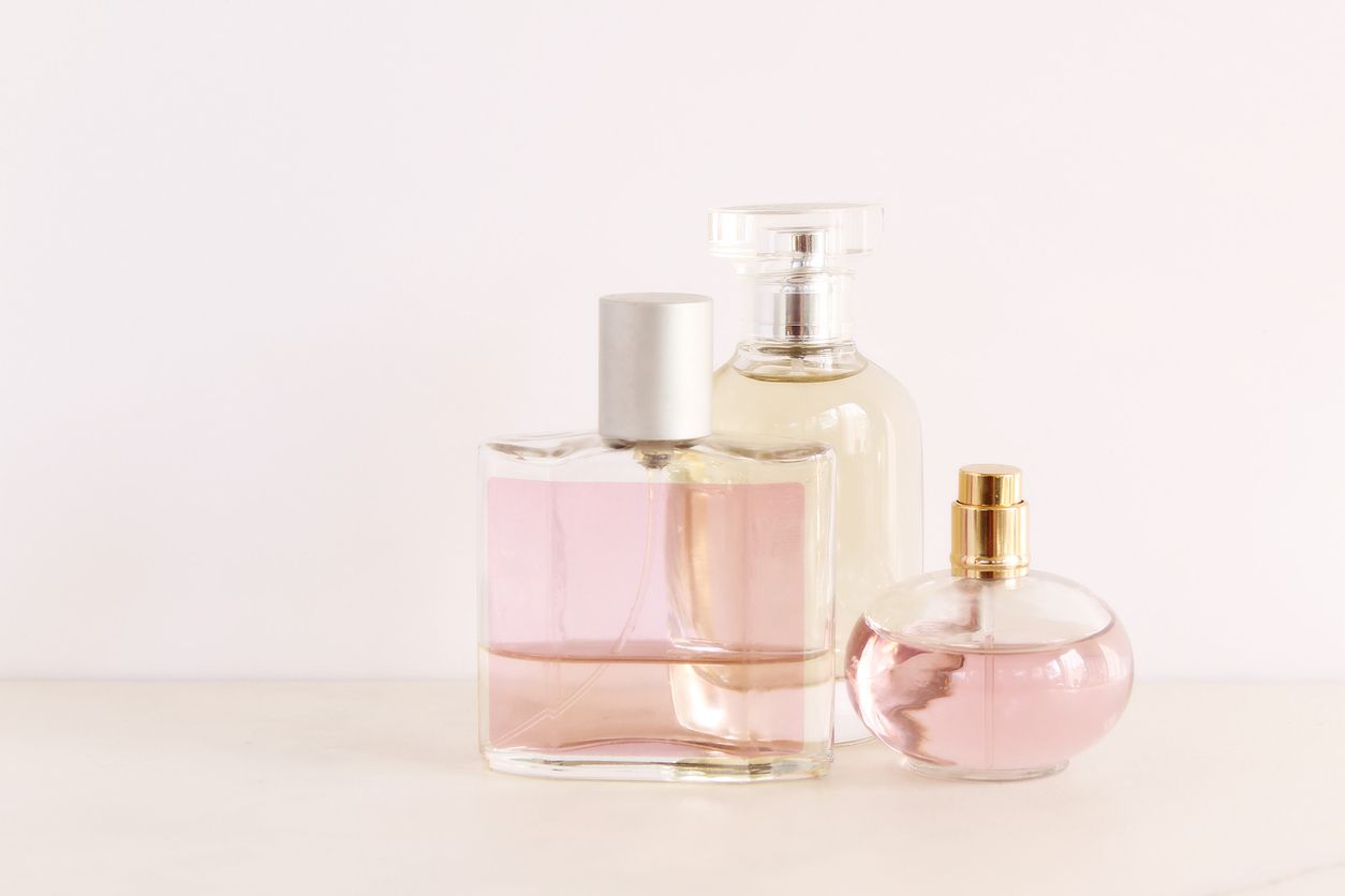 Memiliki aroma manis dan segar, simak rekomendasi parfum aroma vanila dengan harga terjangkau. Cek selengkapnya!