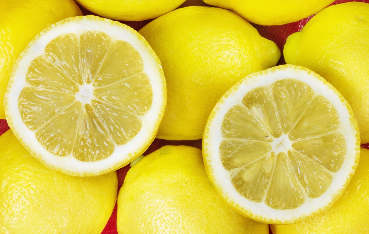 Kawan Puan punya oven yang kotor? Berikut cara mudah membersihkan oven dengan lemon. Yuk, simak selengkapnya!