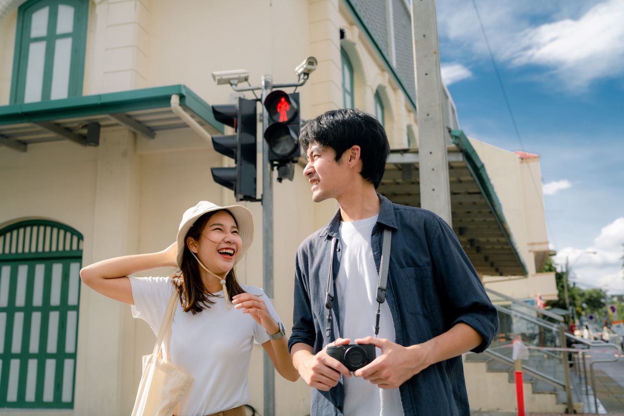 Beda crush dan rasa suka kerap disalahartikan penggunannya dalam hubungan. Yuk, cari tahu perbedaan keduanya!