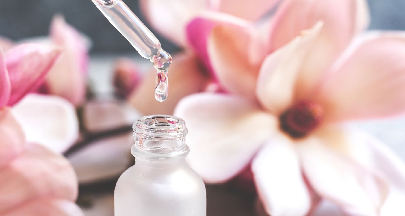 Hyaluronate kini menjadi salah satu bahan aktif yang banyak digunakan dalam produk skincare. Lantas, apa saja manfaatnya?