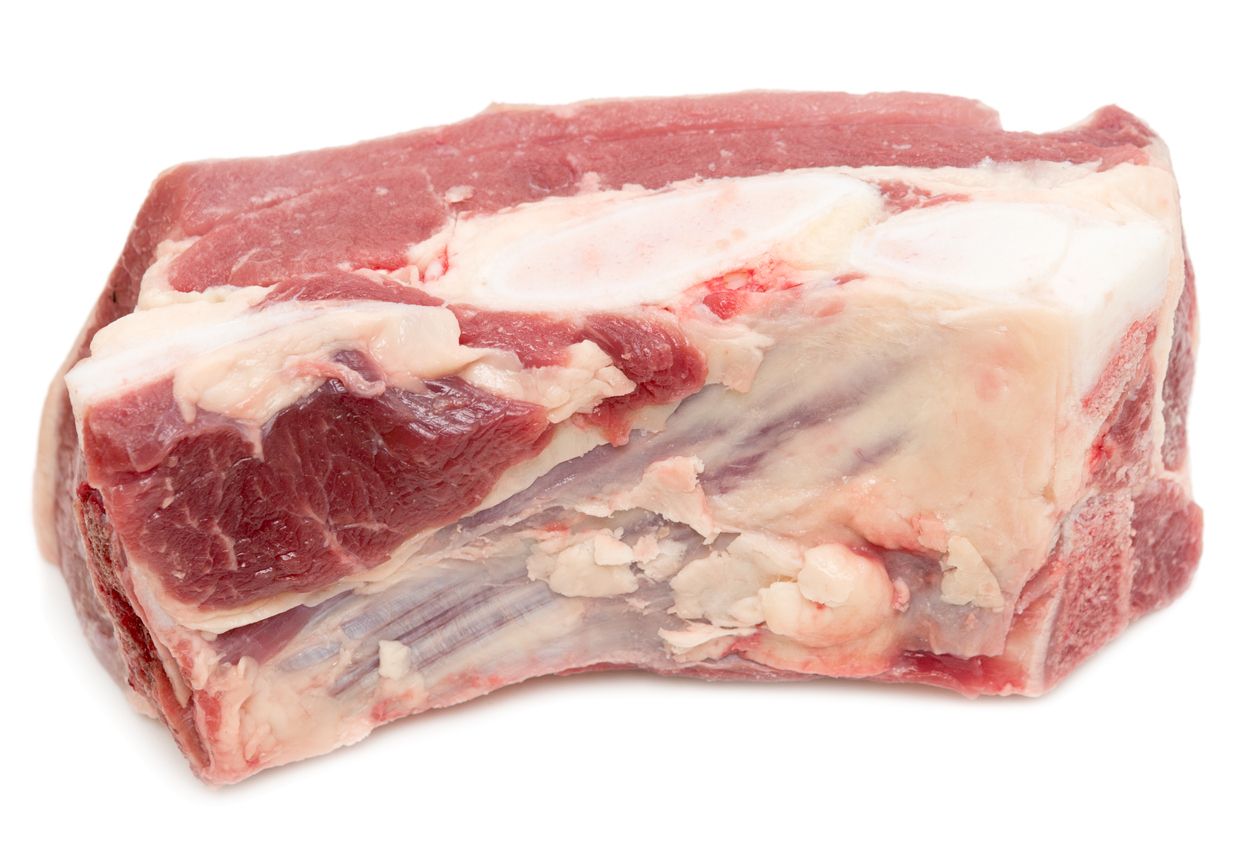 Lemak berlebih pada daging brisket yang sudah dipotong sebaiknya jangan dibuang karena dapat diolah untuk hidangan lain