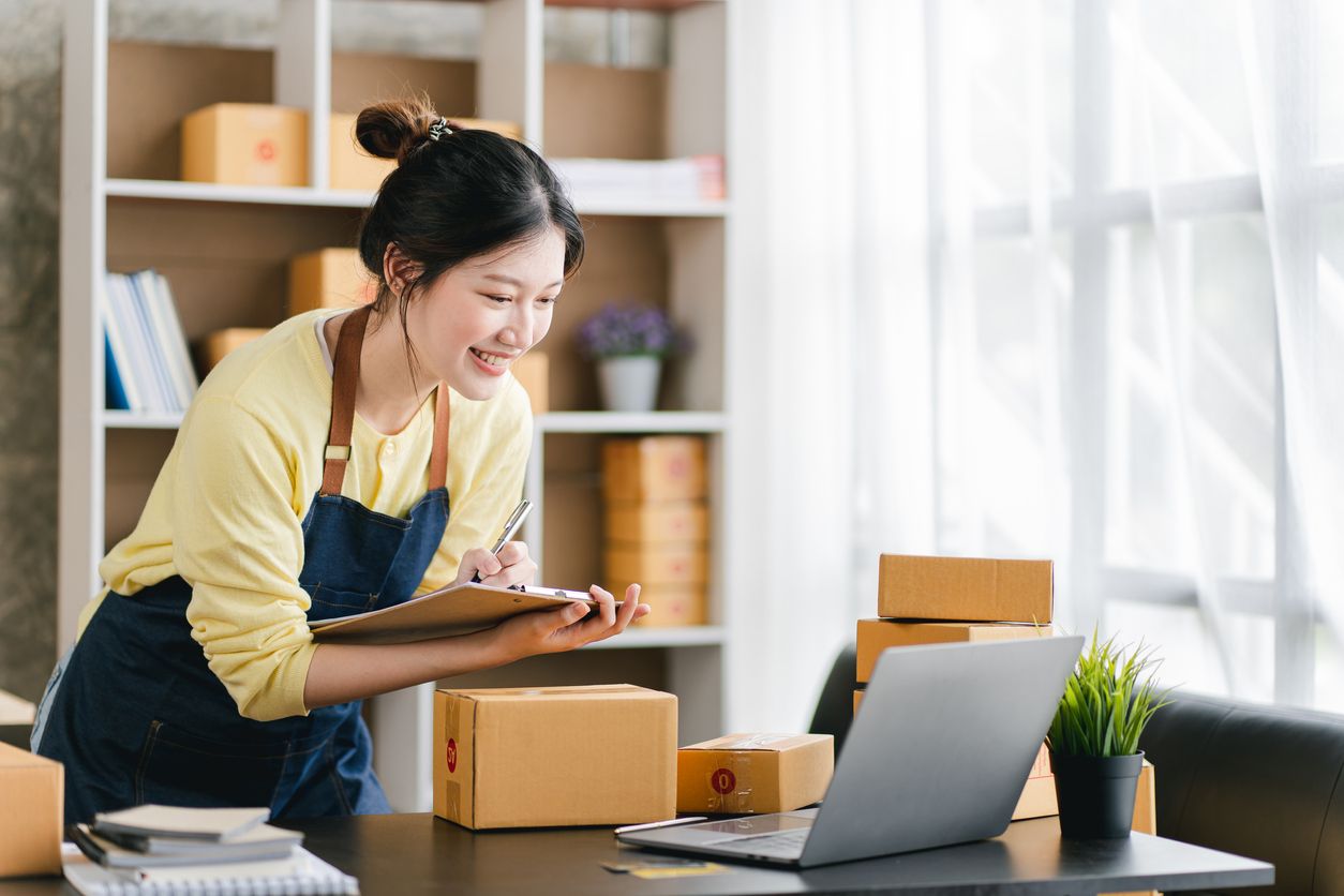 Kawan Puan seorang pelaku usaha? Yuk belajar tiga kunci utama menentukan harga produk menurut Shopee ini!