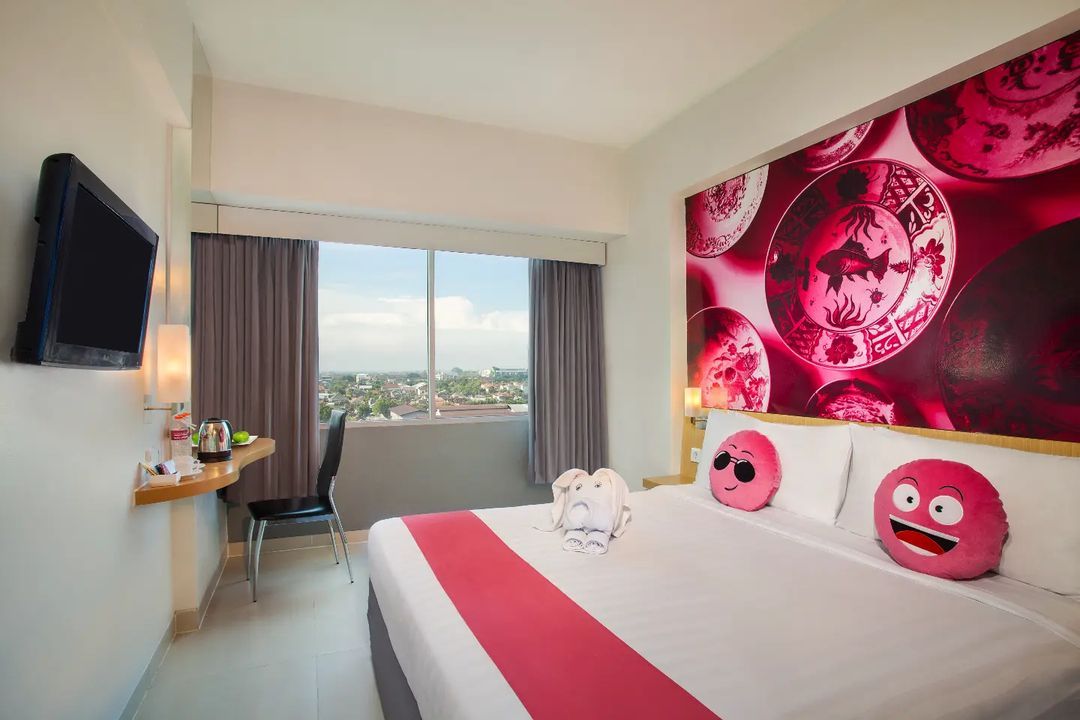 Berita terpopuler Wellness (10/8/2022):  Rekomendasi hotel dekat Stadion Manahan Solo, lokasi konser Dream Theater. Penyebab merasa stres liburan.