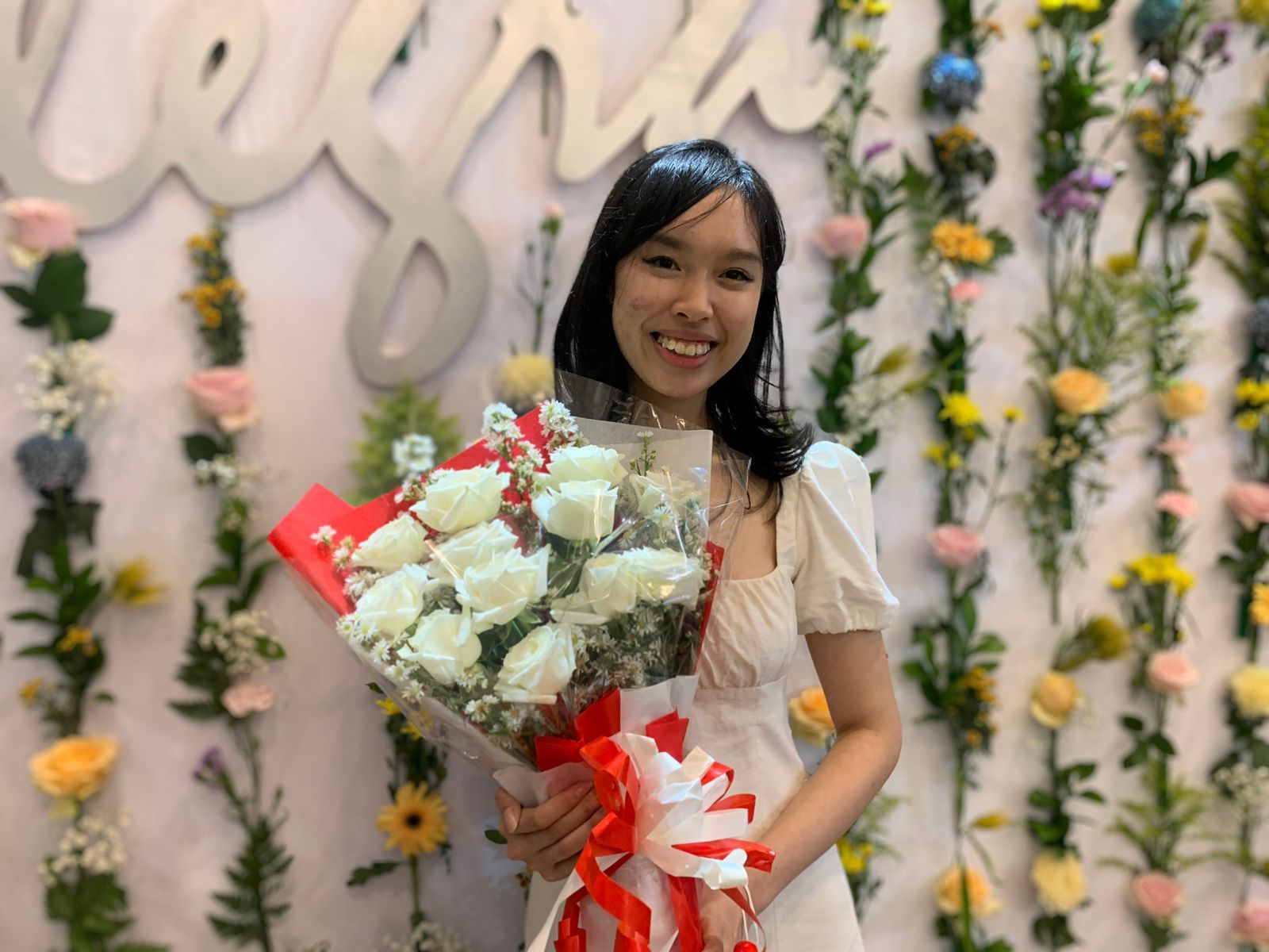 Penyanyi muda Allegra Jade meluncurkan mini album tentang kebahagiaan. Ia juga akan membangun yayasan untuk bantu kesehatan mental remaja.