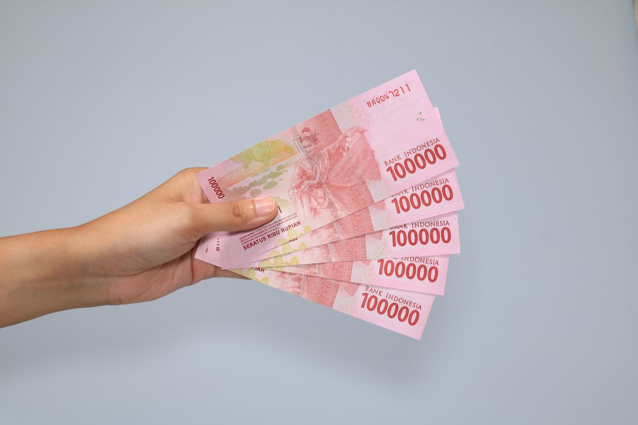 Sudah cek apakah kamu penerima BSU 2022? Simak informasi seputar syarat penerima dan cara mengeceknya berikut ini, yuk!