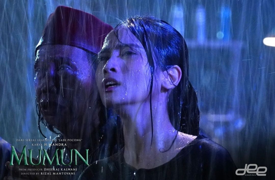 Bakal berperan dalam film Mumun, ini 5 karakter perempuan Acha Septriasa dalam film Indonesia populer.