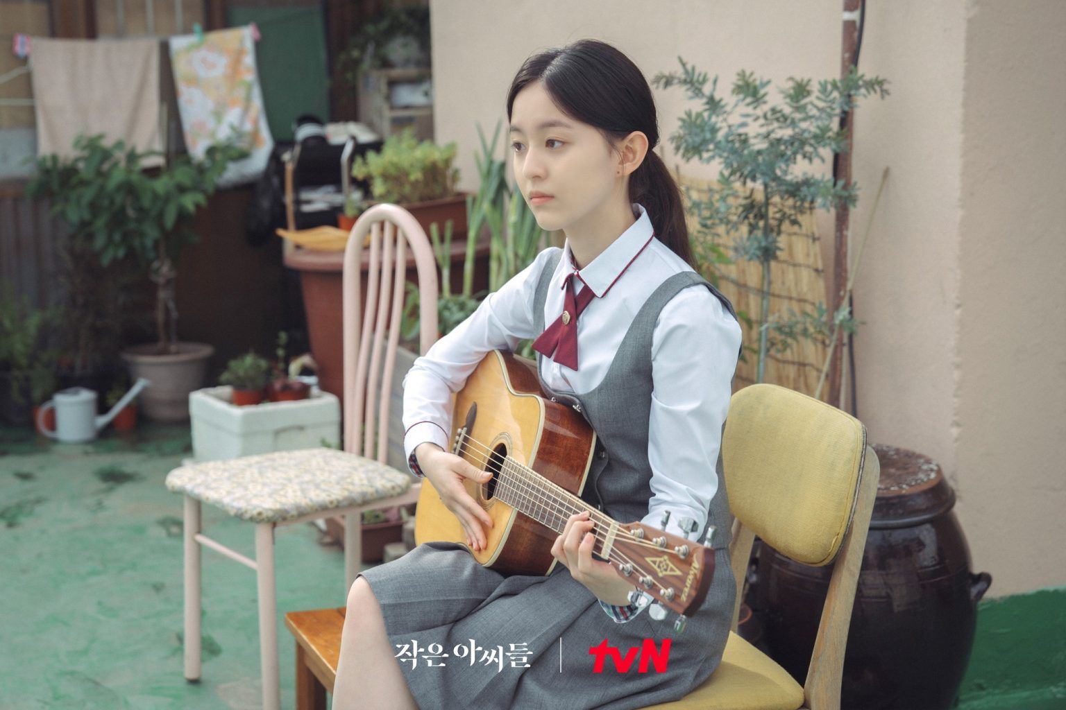 Berita terpopuler Trending Topic kali ini didominasi oleh series Little Women mulai dari alasan nonton, preview, hingga karakter perempuan Park Ji Hu.