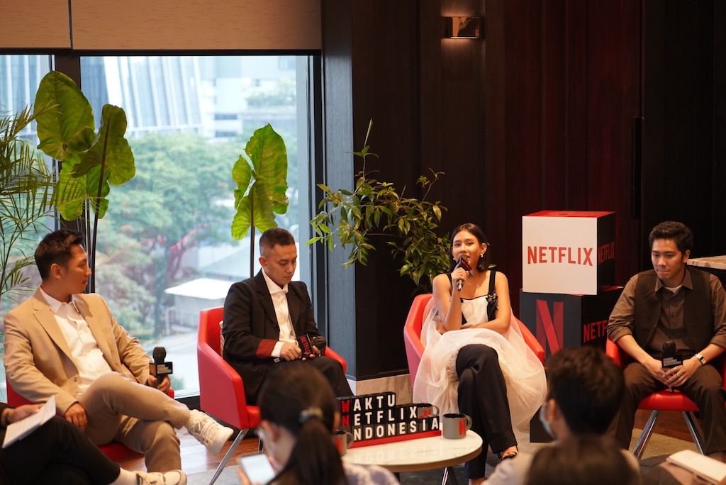 Aktris Shenina Cinnamon bahas masalah remaja di era digital dalam film Dear David yang bakal tayang di Netflix.