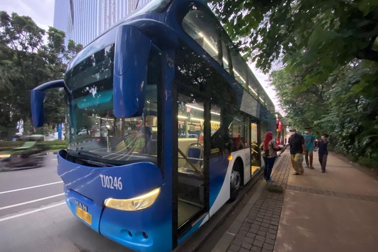Berikut ini itinerary liburan sehari di kawasan Sudirman, sebaiknya isi energi dulu di Sarinah ya Kawan Puan