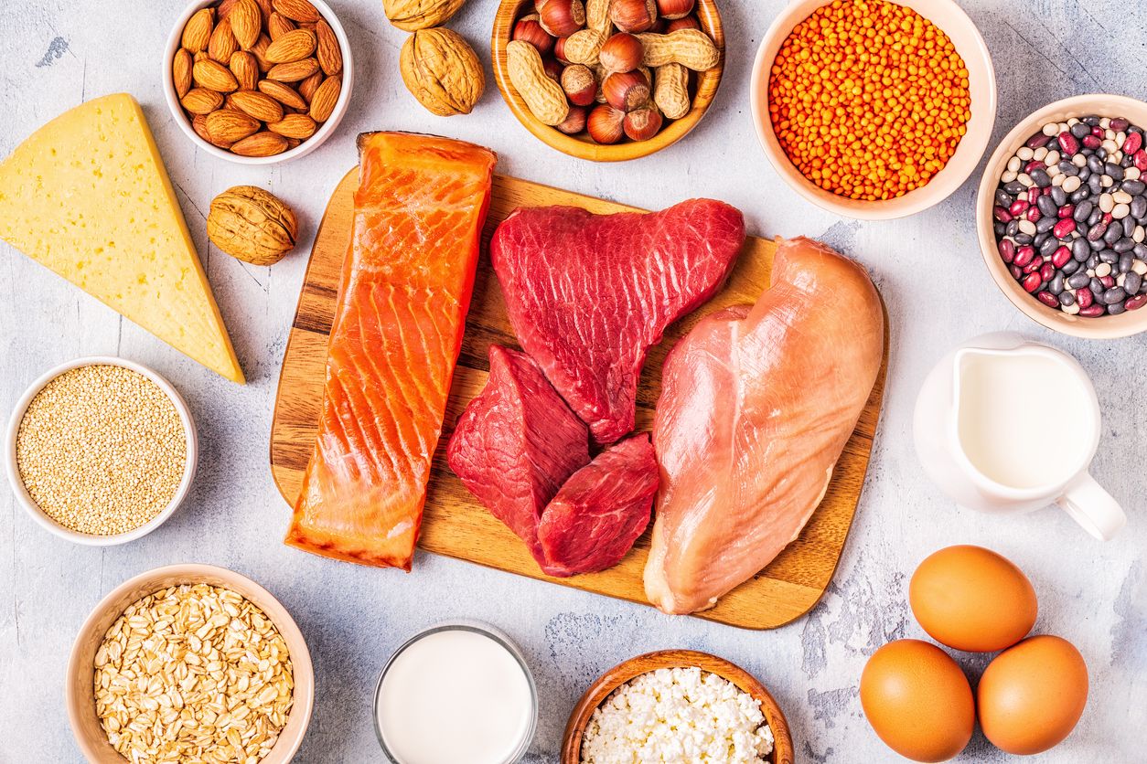 Berikut ini deretan sumber makanan yang tepat dan baik dikonsumsi setelah olahraga, ada protein, karbohidrat, dan lemak.