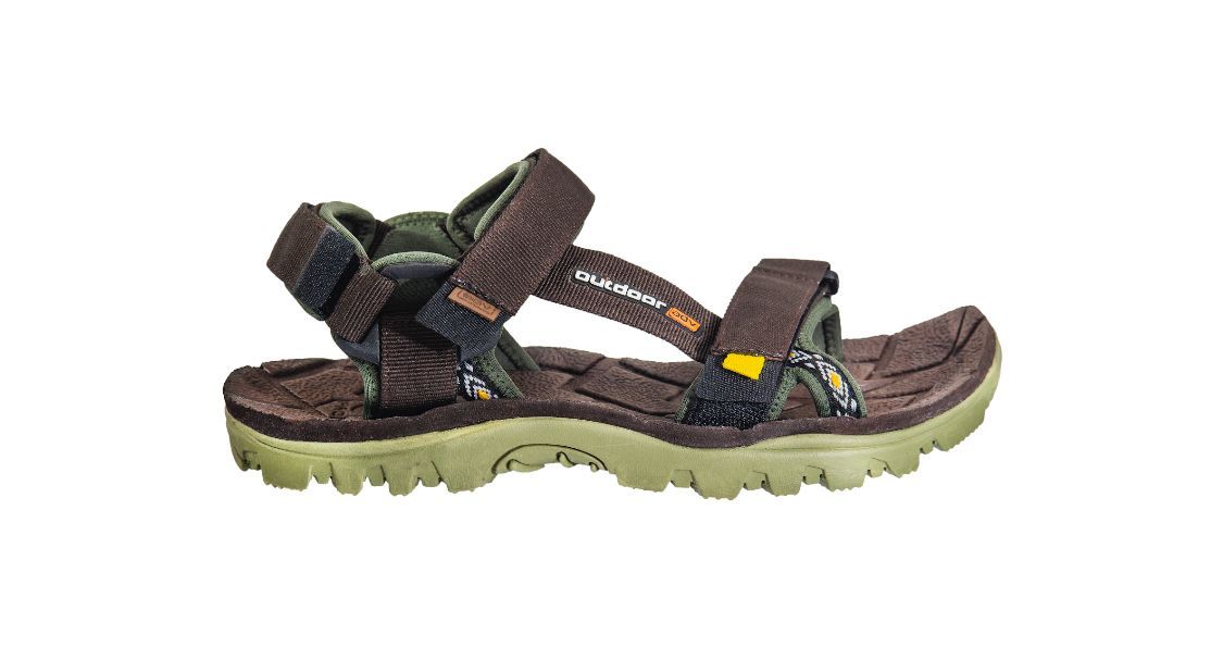 Sandal outdoor Ande-Ande Lumut cocok untuk traveling