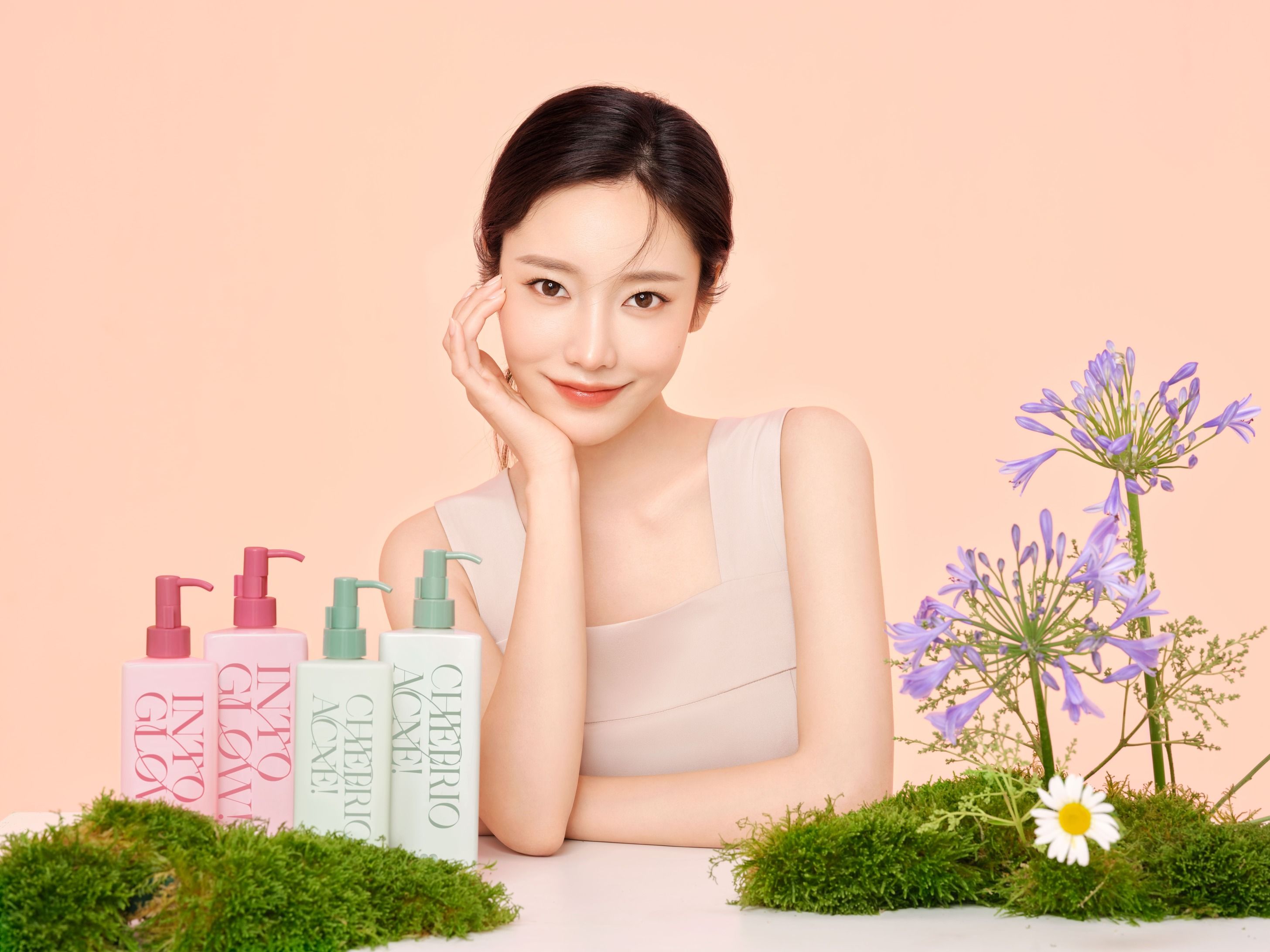 Brand K-Beauty, barenbliss baru saja meluncurkan rangkaian body care pertamanya. Simak ulasan selengkapnya mengenai produk terbaru ini!