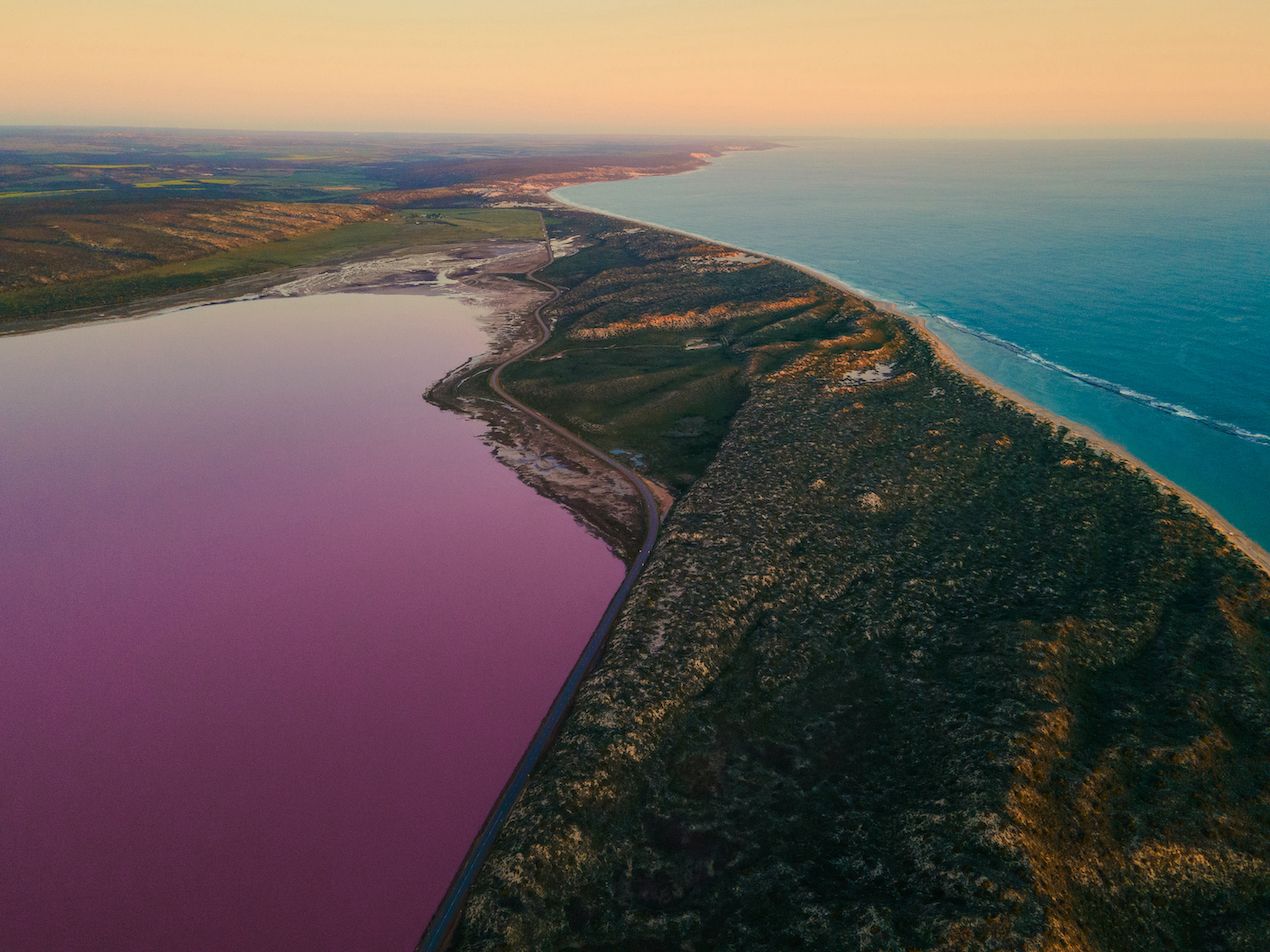 Terkenal dengan pesona wisata alamnya, Australia Barat kembali dibuka untuk wisatawan internasional. Begini protokol kesehatannya.
