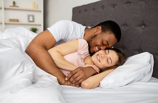 Butterfly sex position menjadi posisi hubungan suami istri yang cukup populer.
Ternyata ini keuntungan jika kamu gunakan posisi seks tersebut.