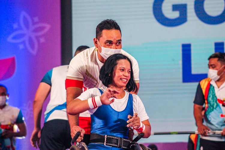 Atlet powerlifter Eneng Paridah menceritakan awal mula hal yang membuatnya ingin jadi atlet serta hobi yang masih menjadi mimpinya sejak dulu.