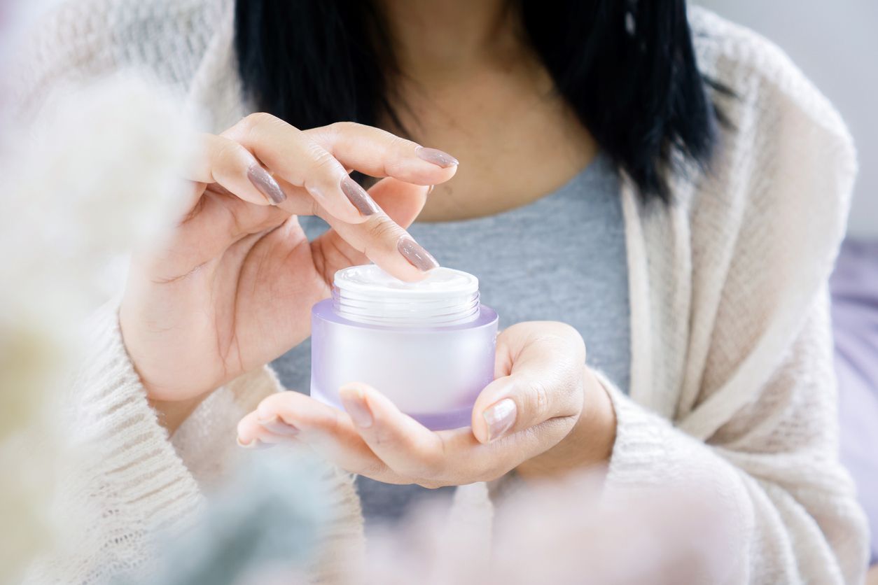 Perlu perhatikan kembali, hindari beberapa kesalahan dalam penggunaan krim malam berikut ini! Simak selengkapnya!