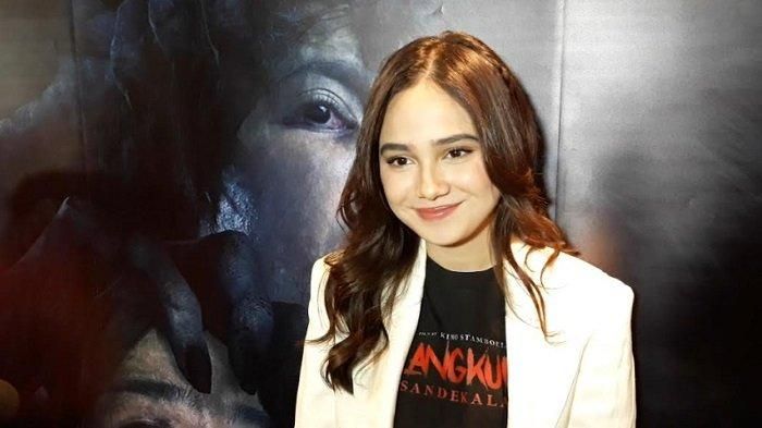 Jadi karakter utama di film Jailangkung: Sandekala, Syifa Hadju ceritakan pengalaman horor di lokasi syuting.