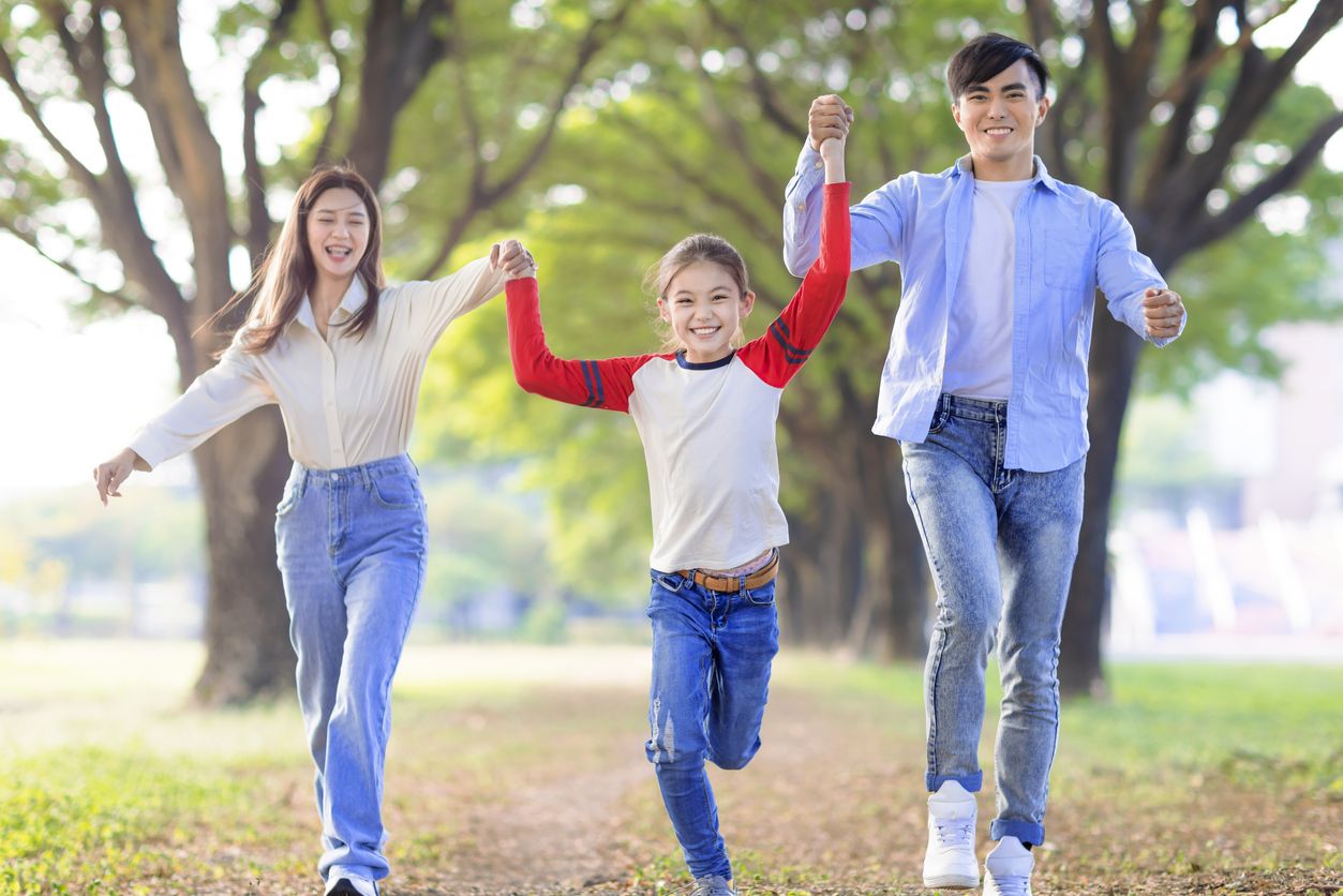 Apakah Kawan Puan merasa kesulitan dalam mengasuh anak? Yuk, simak tips membuat pengasuhan anak lebih menyenangkan ini.