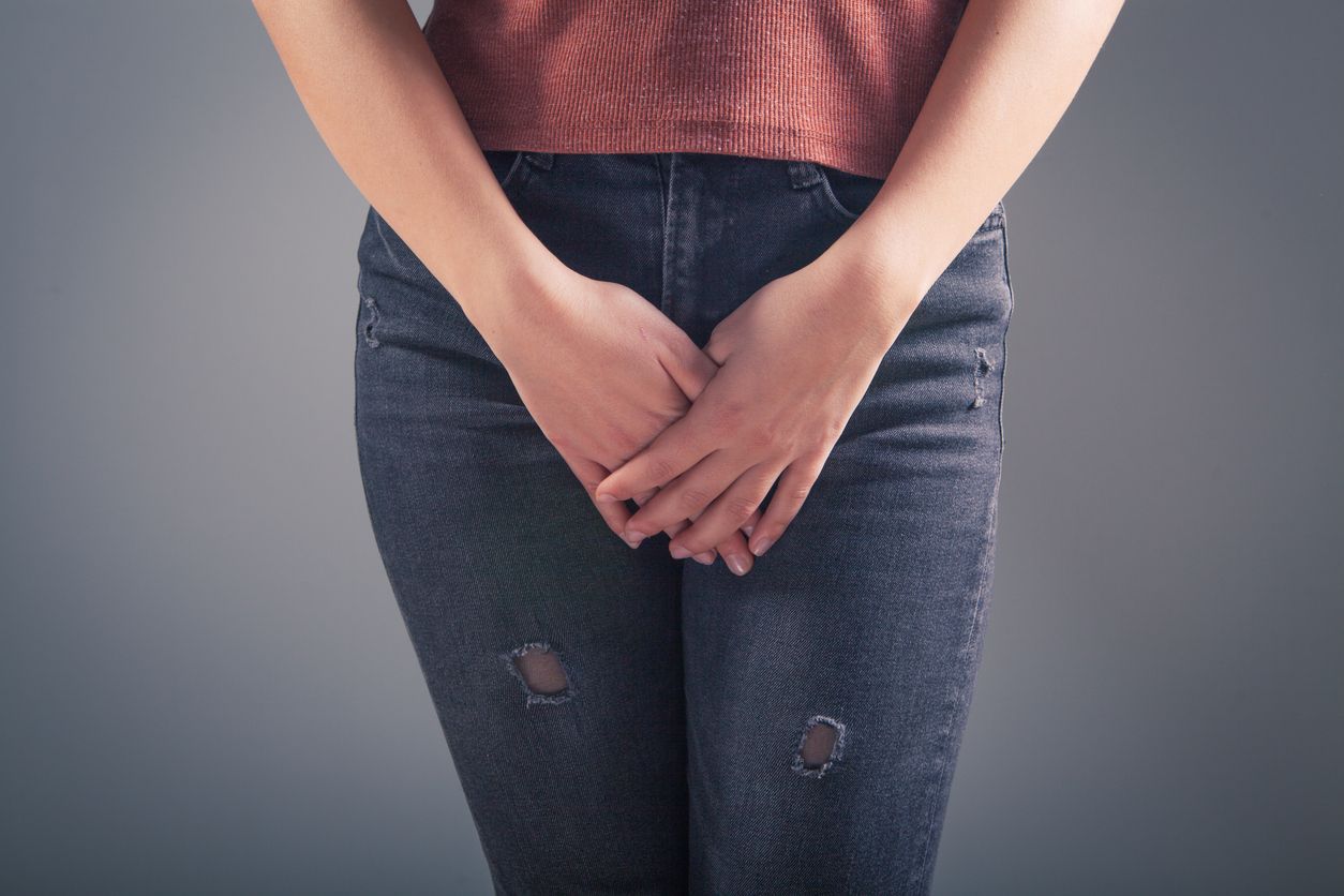 Agar kesehatan seksual perempuan tetap terjaga, ada cara mencegah infeksi vagina saat musim hujan nih, Kawan Puan. Yuk, simak!