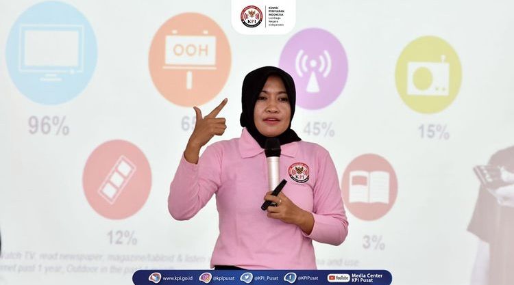 Komisi Penyiaran  Indonesia (KPI) secara tegas larang public figure pelaku KDRT muncul di program siaran.
