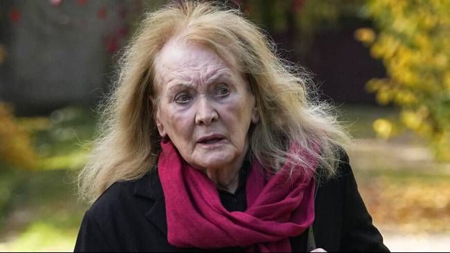 Penulis asal Prancis Annie Ernaux meraih Nobel Sastra 2022. Annie menjadi perempuan Prancis pertama yang mendapat penghargaan tersebut.