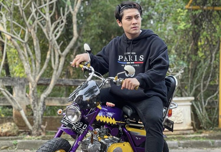 Setelah ditetapkan sebagai tersangka, kini Rizky Billar akan kembali jalani penyidikan. Berikut lengkapnya.