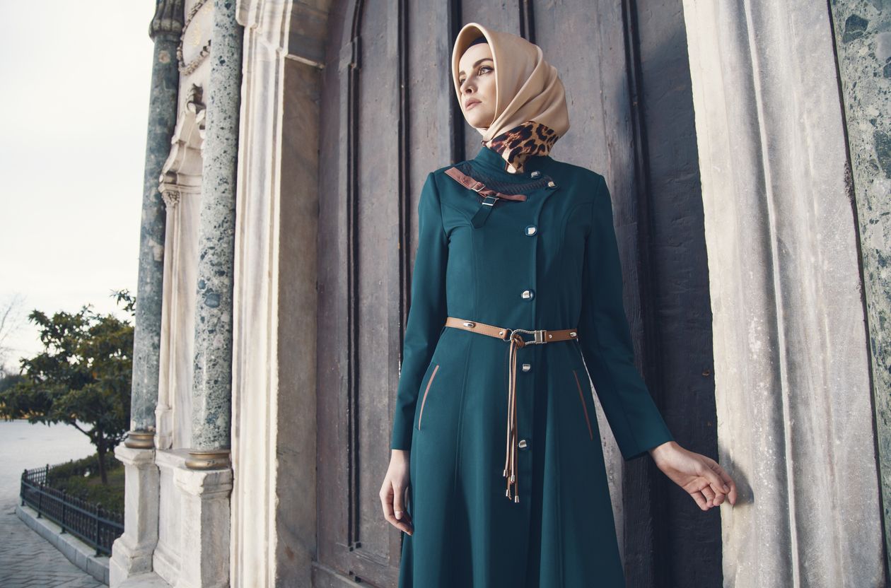 Awalnya dipelopori oleh sejumlah desainer busana muslim, industri modest fashion di Indonesia kini makin berkembang.