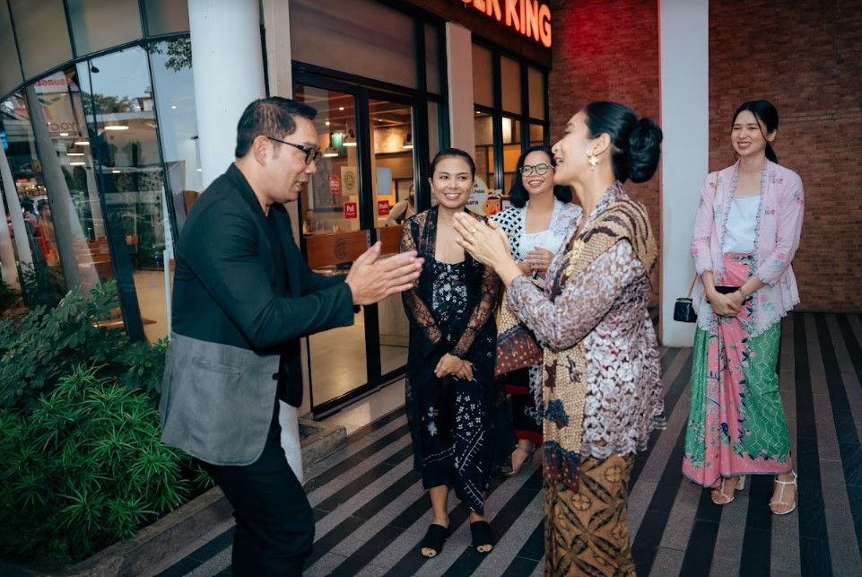 Film Before, Now & Then (Nana) karya Kamila Andini tayang secara khusus di Bandung, Jawa Barat dan dihadiri Ridwan Kamil.