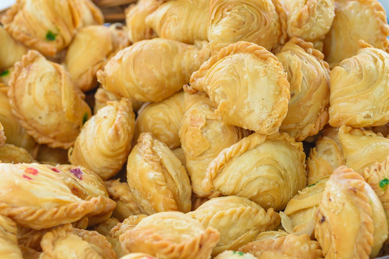 Kawan Puan, ada tips memasak cepat kulit karipap agar renyah dan berlapis, nih. Yuk, simak ulasannya!