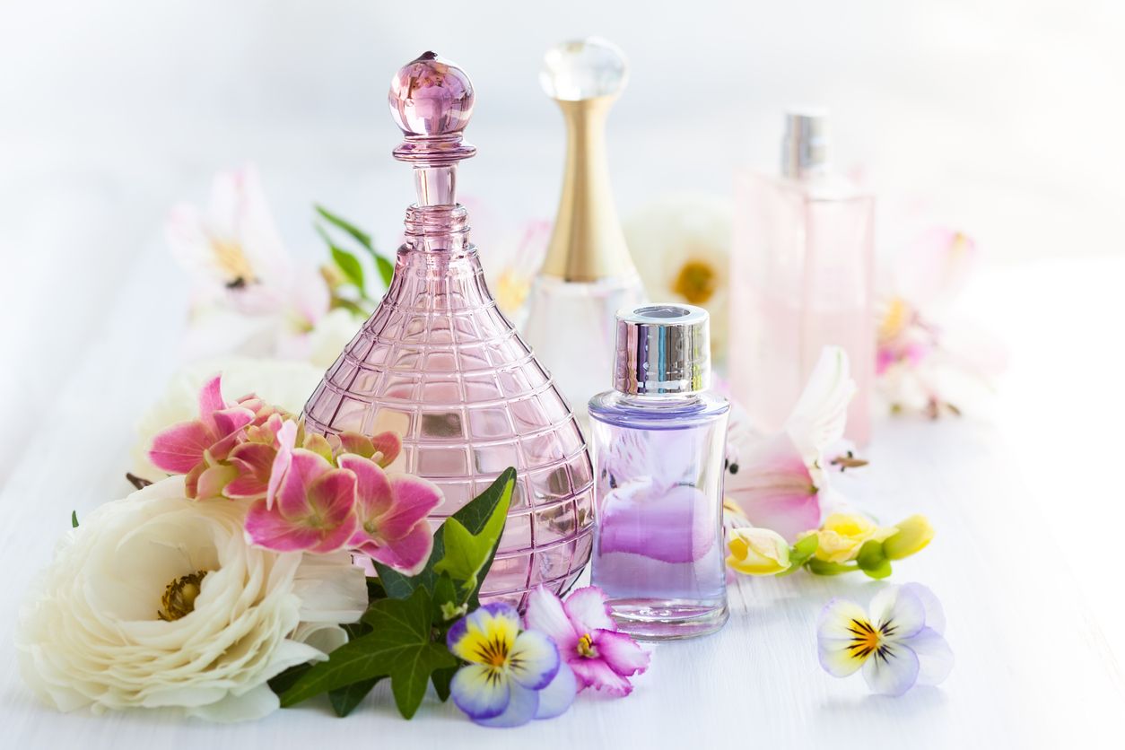 Cara memilih parfum berdasarkan zodiak yang sesuai kepribadian. 