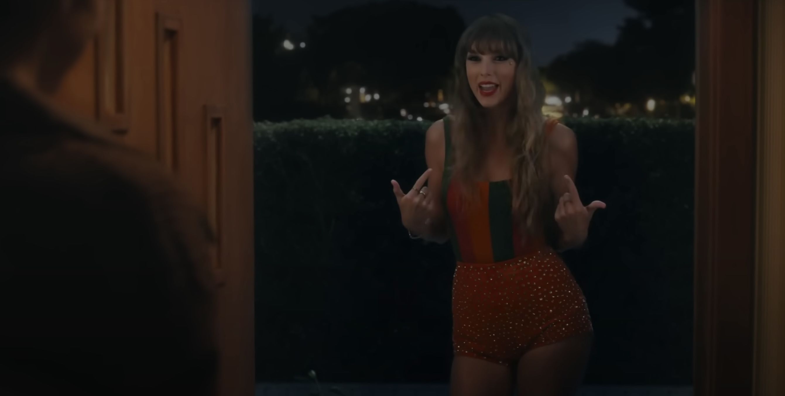 Foto Dikritik Fatphobia Taylor Swift Rombak Mv Anti Hero Dan Hapus Satu Adegan 