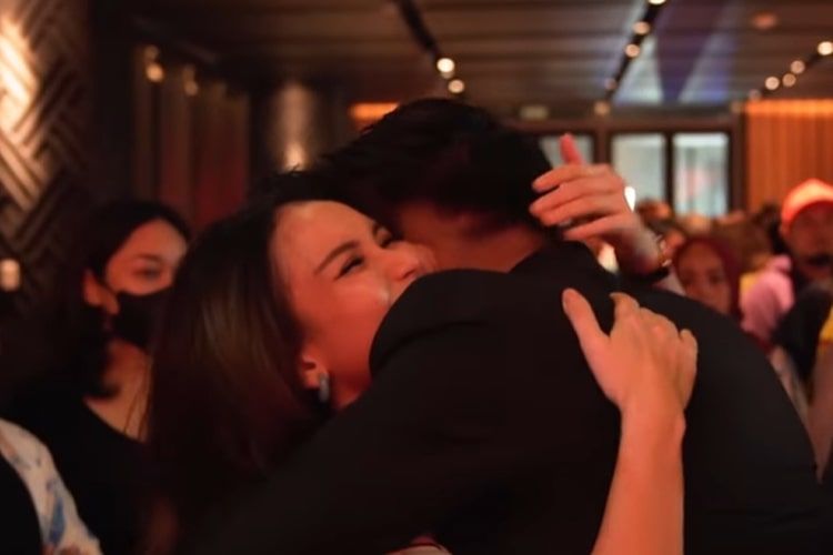 Viral di medsos, ini momen Boy William dan Ayu Ting Ting baikan yang dinilai netizen bak drama Korea.