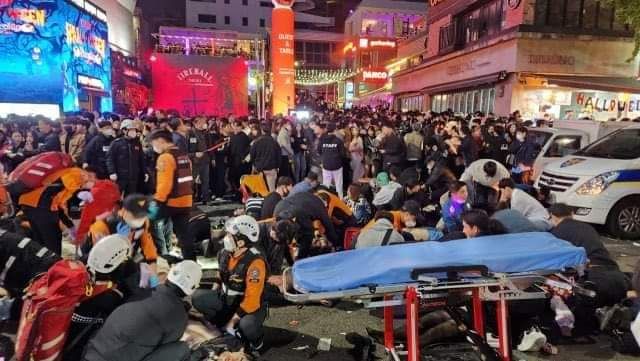 Berikut ini kronologi hingga update korban tewas tragedi Halloween Itaewon, Korea Selatan, Sabtu (29/10/2022).