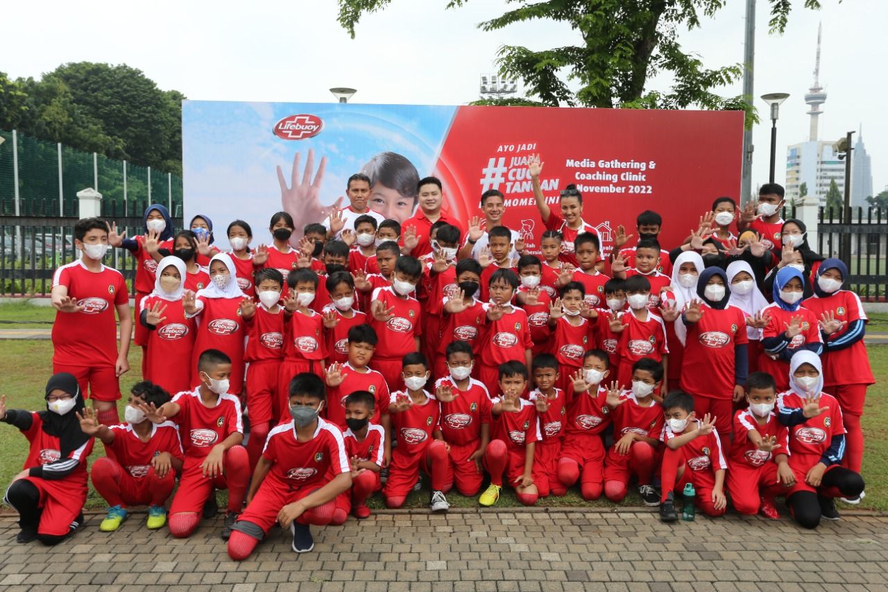 Dalam rangka Hari Cuci Tangan Sedunia 2022 tanggal 15 Oktober lalu, Lifebuoy mengajak anak Indonesia cuci tangan lewat cara yang menyenangkan.